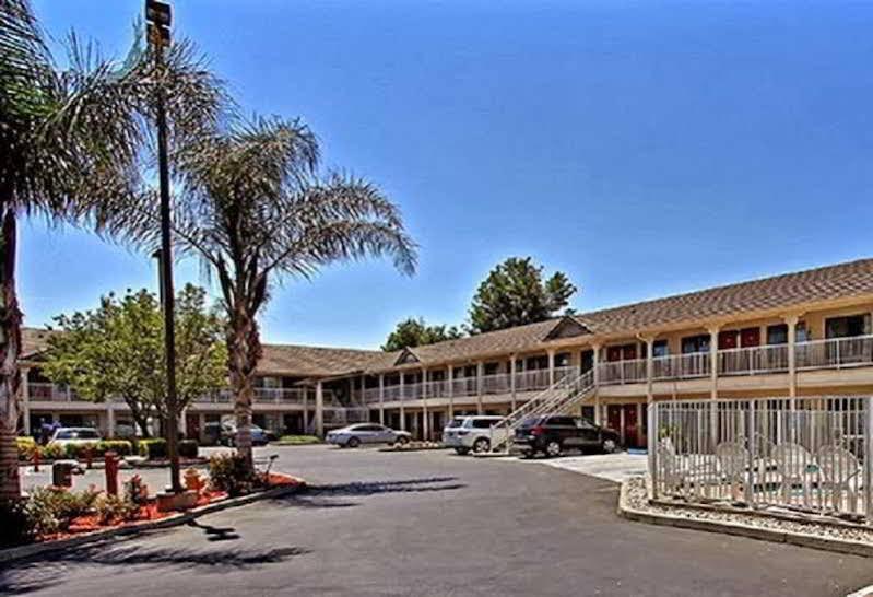 Quality Inn & Suites Woodland - Sacramento Airport Экстерьер фото