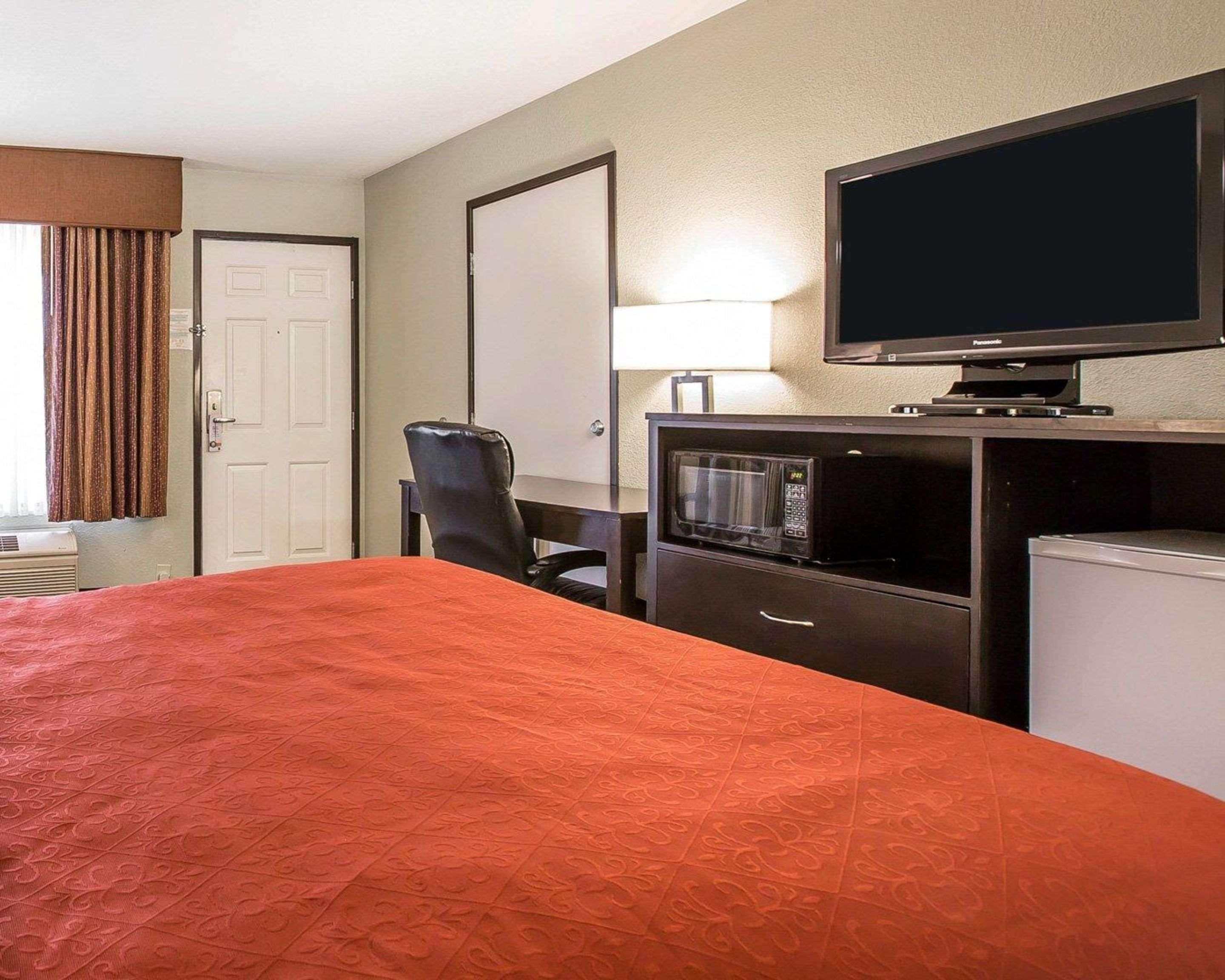 Quality Inn & Suites Woodland - Sacramento Airport Экстерьер фото