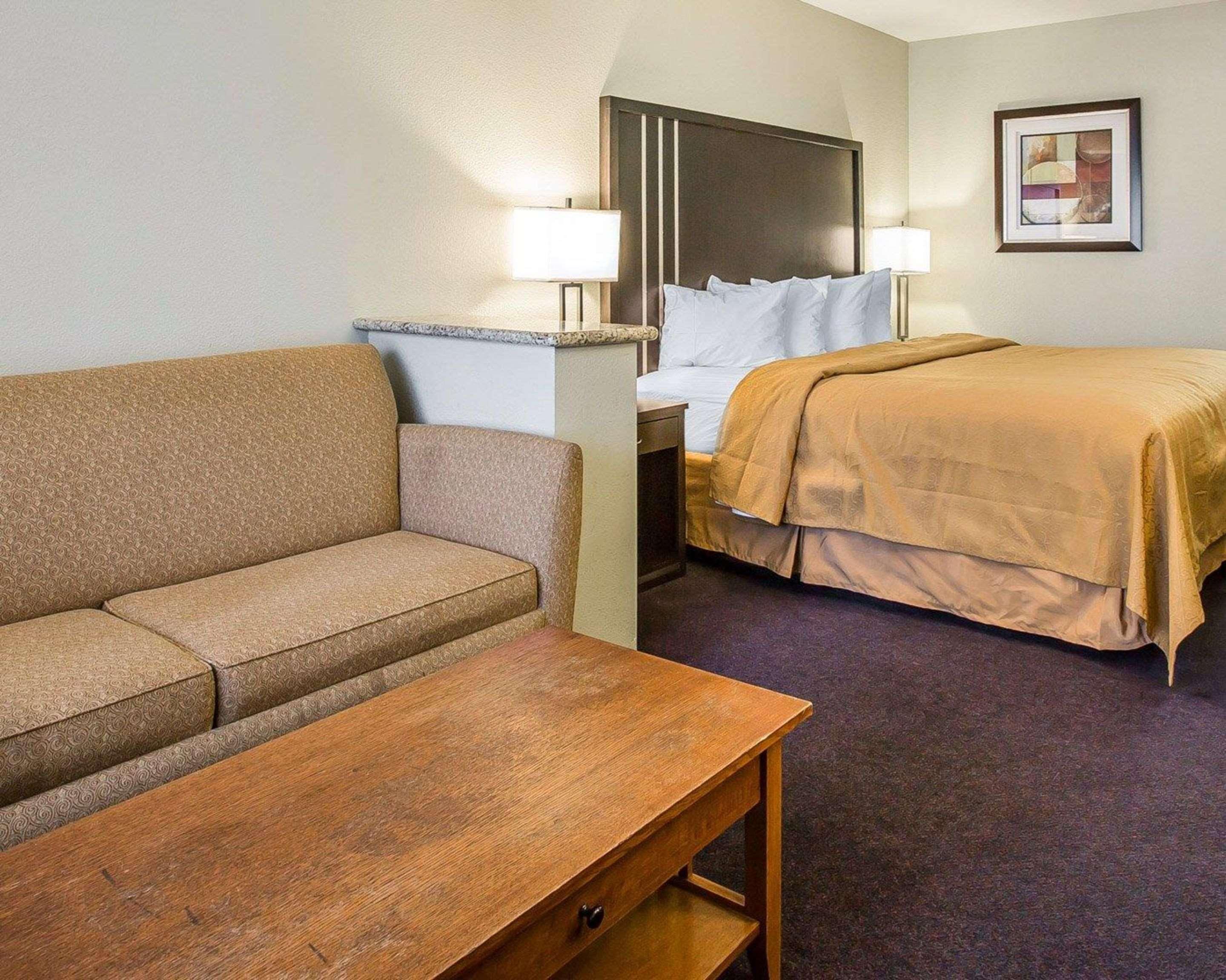 Quality Inn & Suites Woodland - Sacramento Airport Экстерьер фото