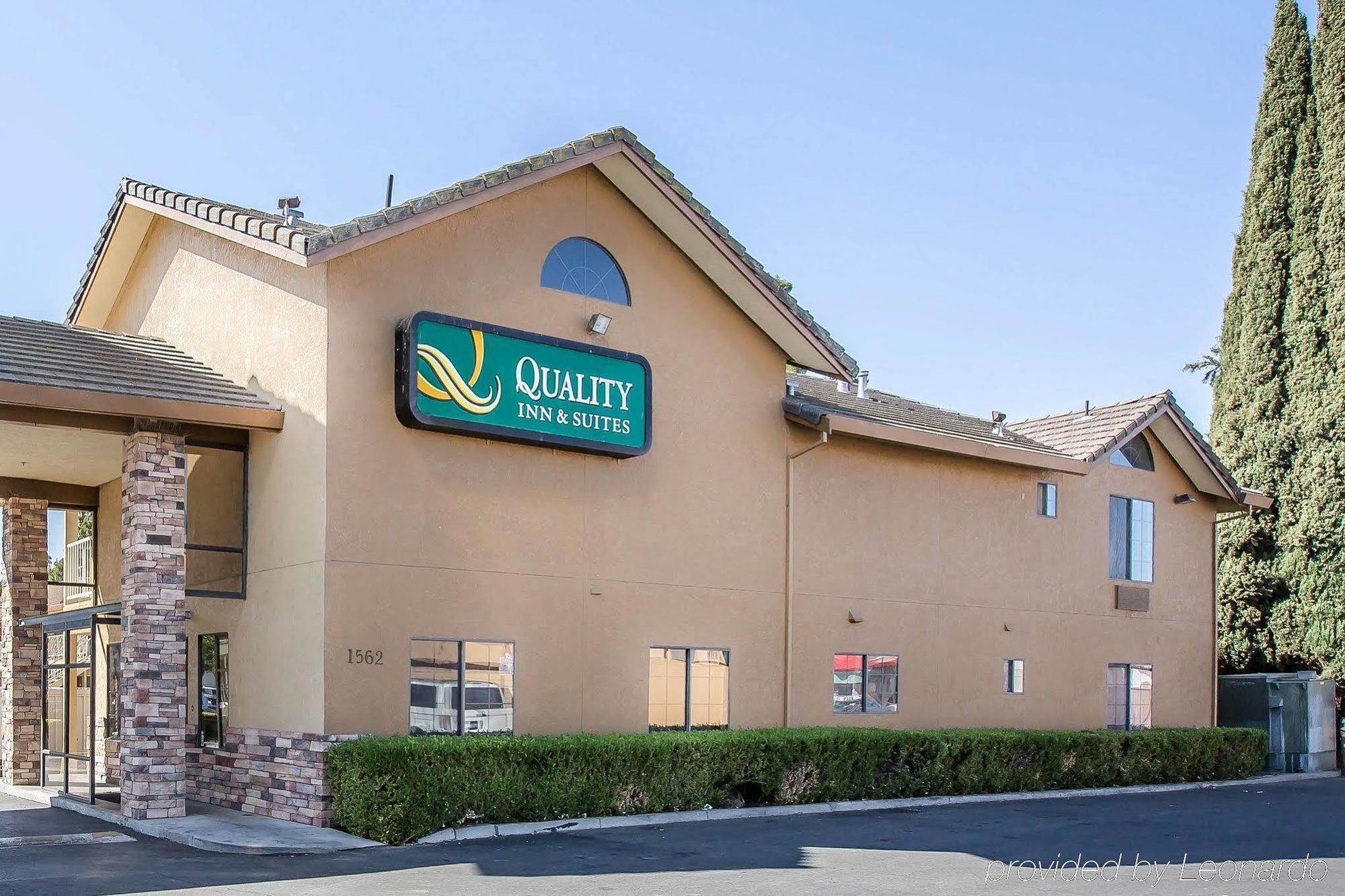 Quality Inn & Suites Woodland - Sacramento Airport Экстерьер фото