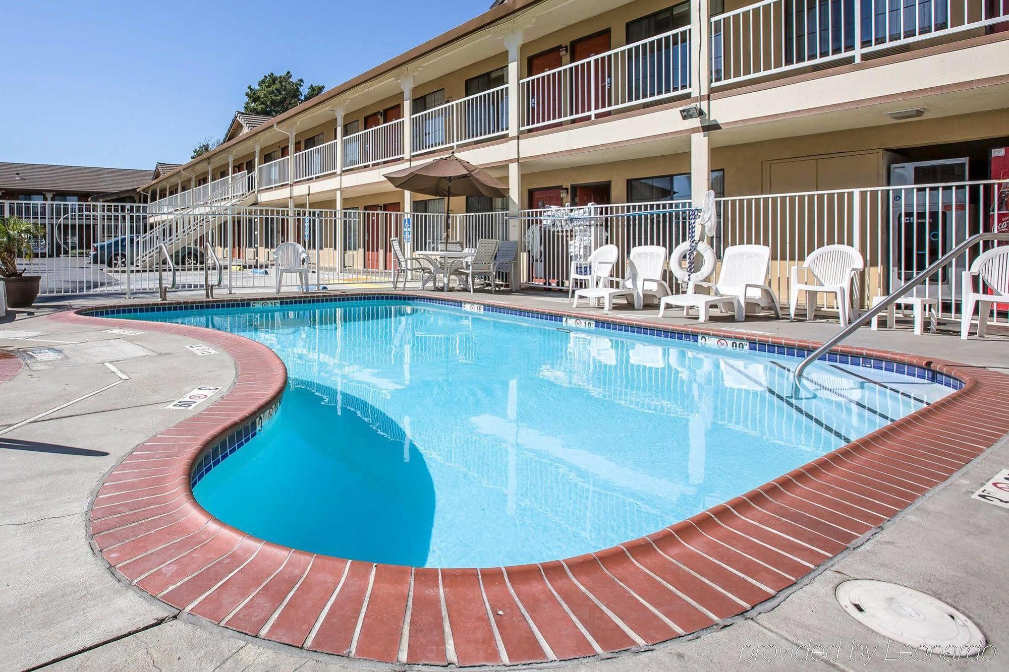 Quality Inn & Suites Woodland - Sacramento Airport Экстерьер фото